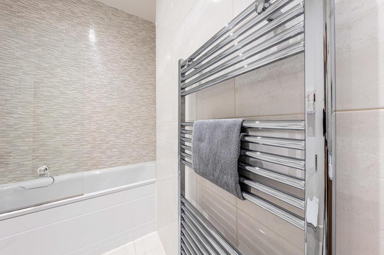 Mission Wave - Venture Apartment Staines-upon-Thames Luaran gambar